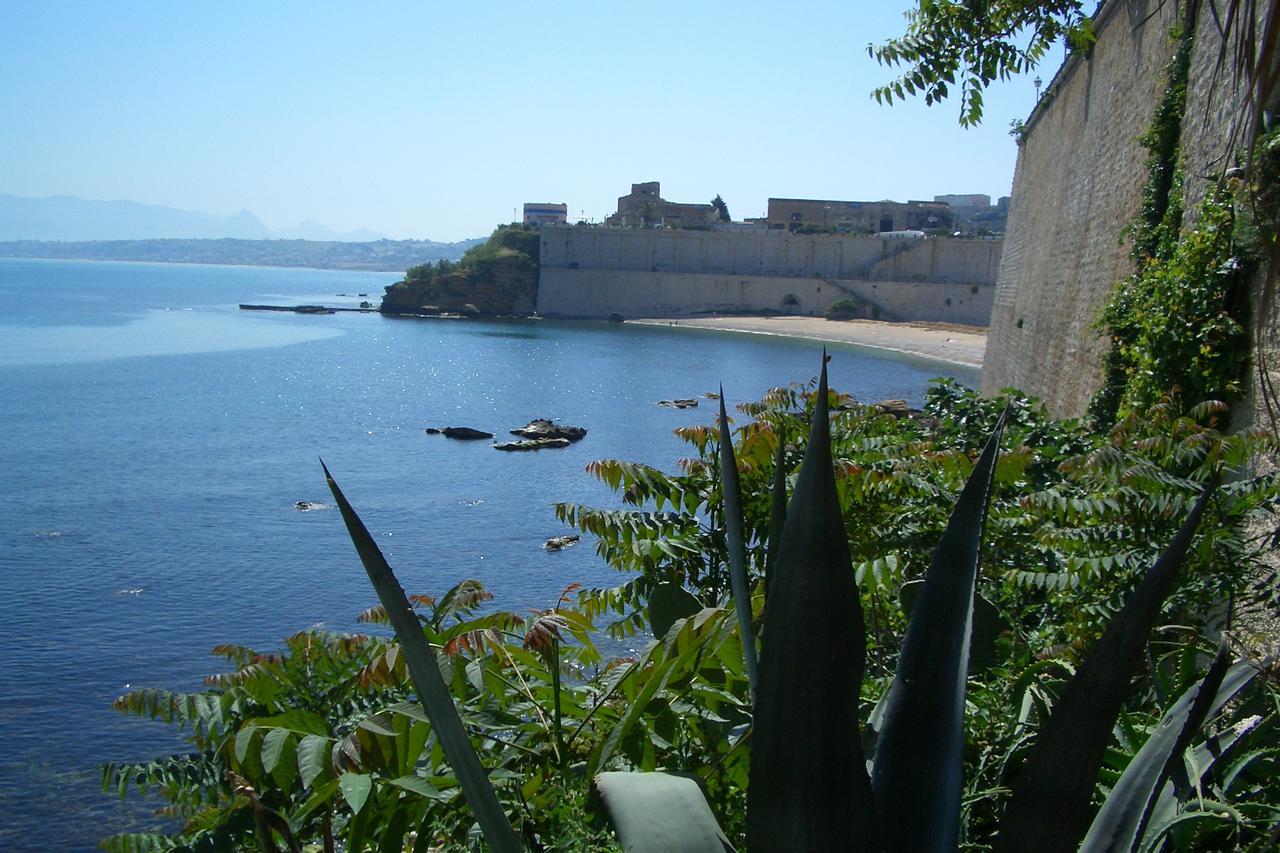 Emporium Castellammare del Golfo Exterior foto